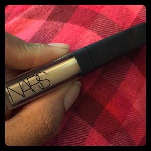 NARS Radiant Creamy Concealer